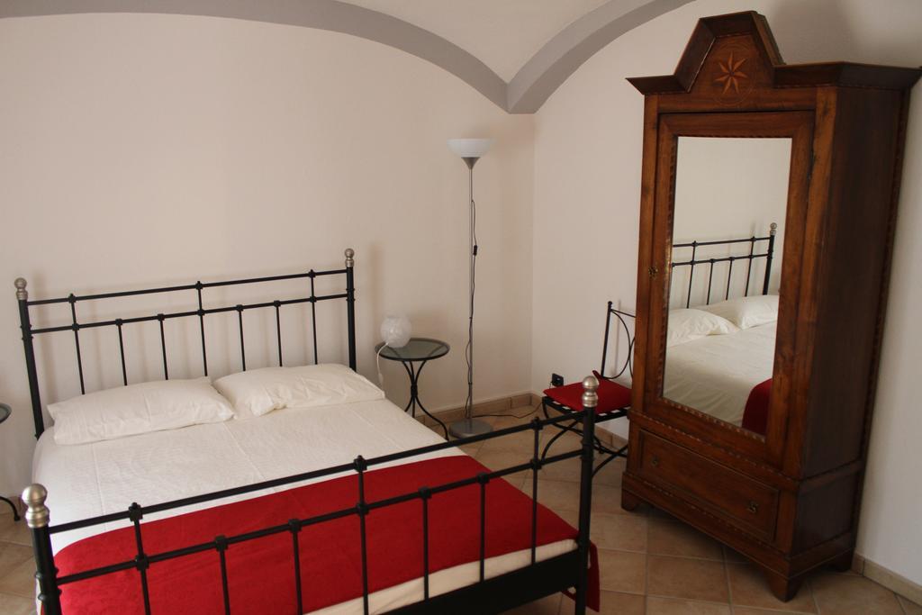 Briaglia B&B Bricco Fiore חדר תמונה